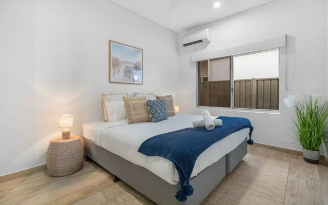 Zenhouse Solstice Designer 4-br Executive Retreat