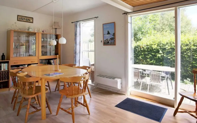 6 Person Holiday Home in Gorlev