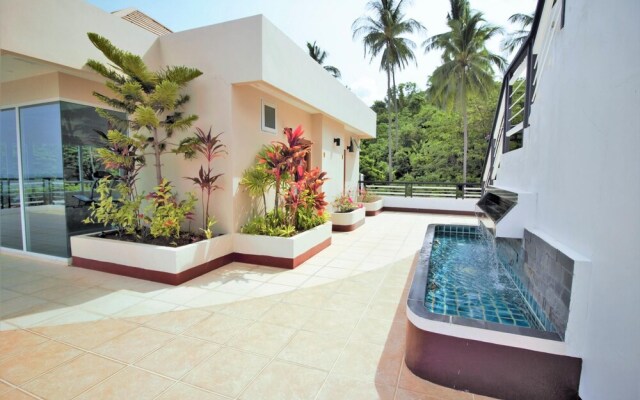 309 10m to the Beach Rooftop Pool Gym Wi-fi Kitchen