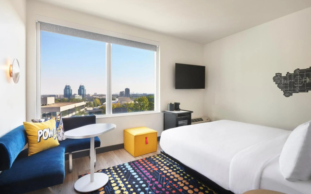hotelImage