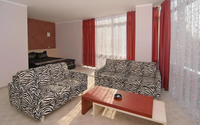 Hotel Noris