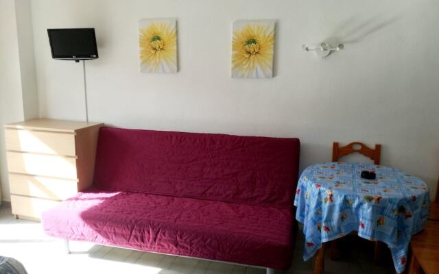 Studio In Benalmadena With Wonderful Sea View Shared Pool And Furnished Balcony 500 M From The Beach
