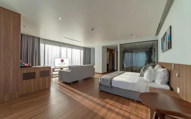 Long Thuan Hotel & Resort