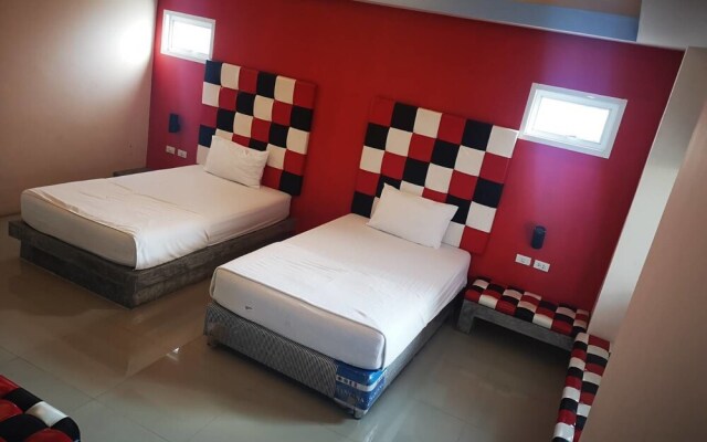 Suwannaphum Trang Resort
