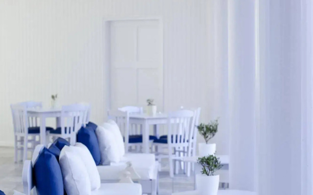 Mrs Chryssana Beach Hotel