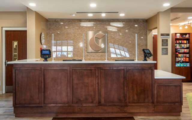 Comfort Inn & Suites Harrisonburg