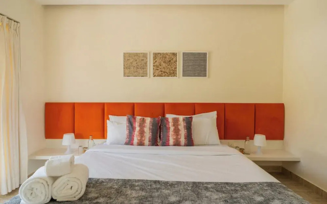 Alaya Stays Luxfort 4 BHK with Pvt Pool
