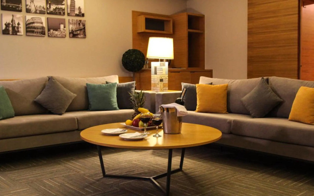 Yayoba Hotel