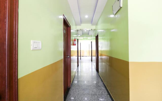 OYO 2318 Hotel Palm Emirates
