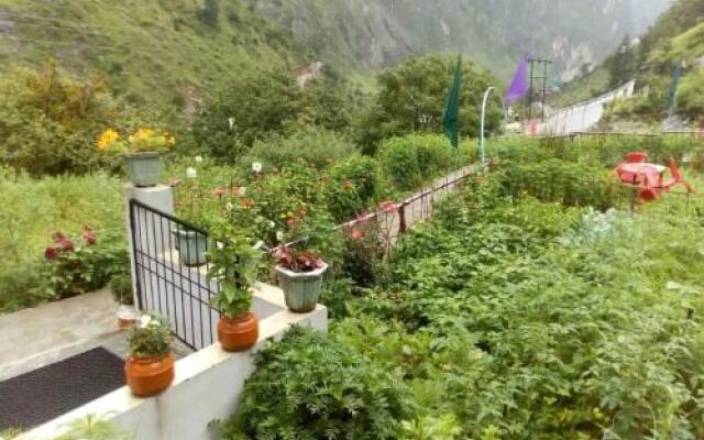 Peaceful stay in course of Nature