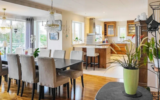 5 Person Holiday Home in Klovedal