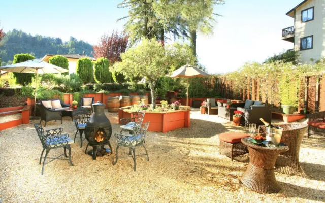 West Sonoma Inn & Spa