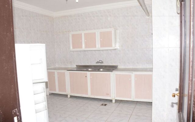 Al Eairy Furnished Apts Al Madinah 8