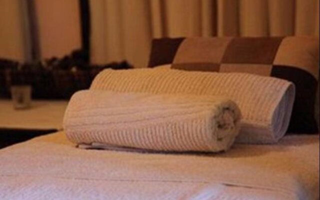Fawkes House Country Spa Retreat