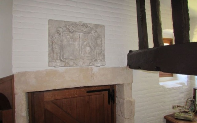 Le Manoir De Neuville