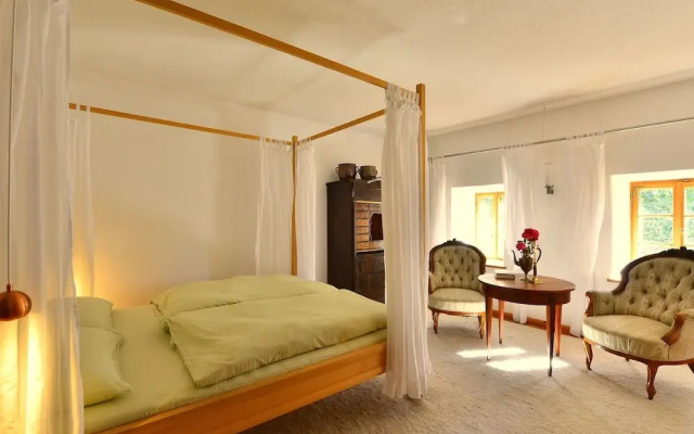 Traditional Apartment in Altreichenau With Garden