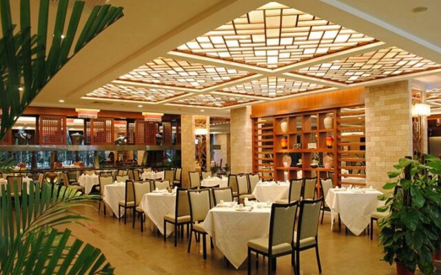 Qingyuan International Hotel