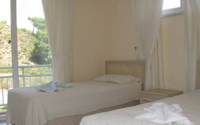 Villa AQ28 by JoyLettings