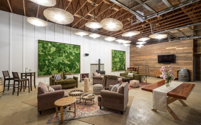 The Setting Inn Willamette Valley