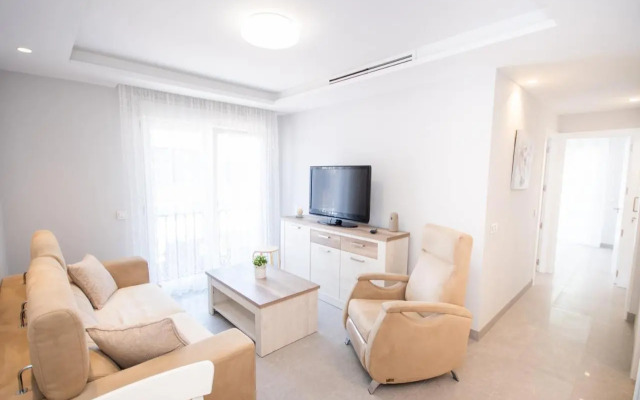 Cubo's Apartamento Tivoli B3