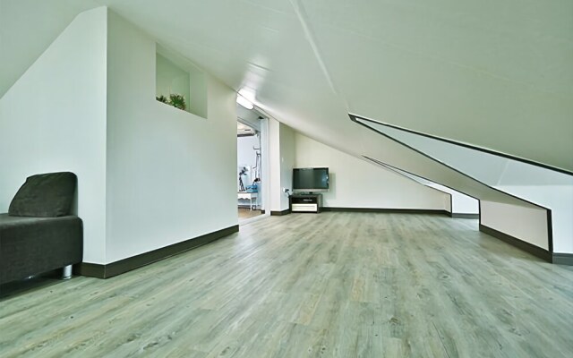 Tongyeong Paper Island Pension