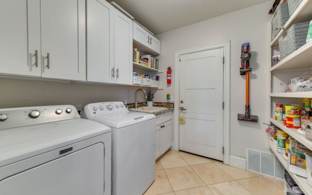 Waterfront Luxury Gilbert Retreat w/ Pool & Spa!