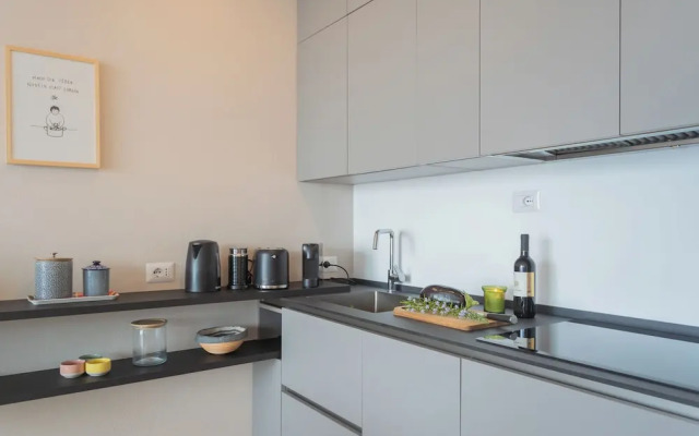 Residenza Maxim With Pool by Rent all Como