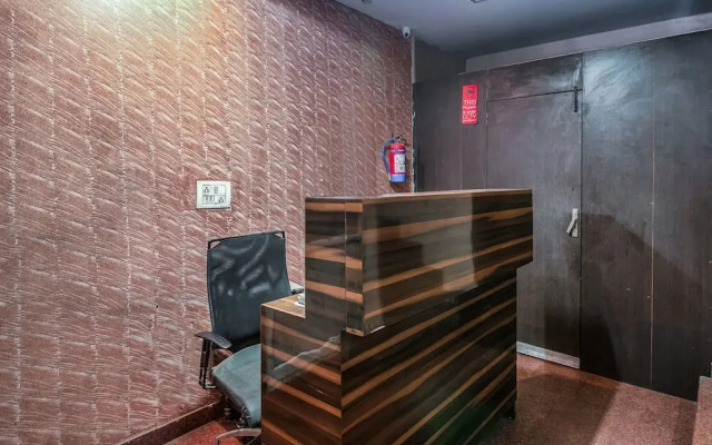 OYO 2807 Hotel Crosswinds Residency