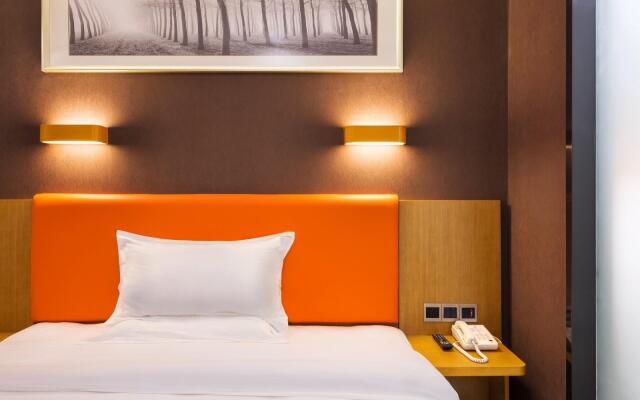 7 Days Premium·Hangzhou Jiubao Bus Station Wumei