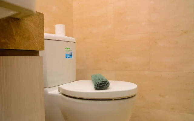 Tranquil Studio Apartment at Menteng Park