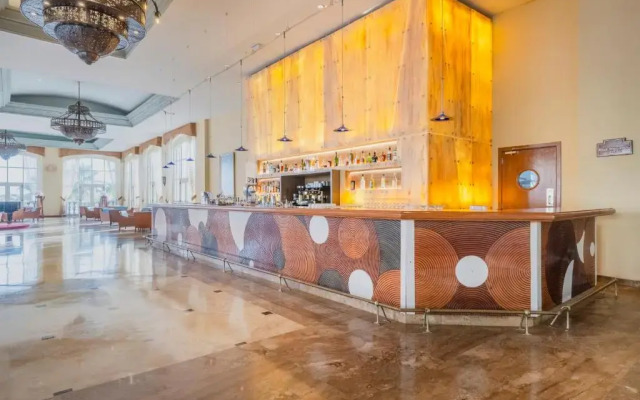 Iberostar Waves Rose Hall Beach - All Inclusive