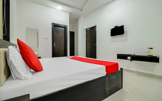 Shri Anand Sewa Dham Ashram by OYO Rooms