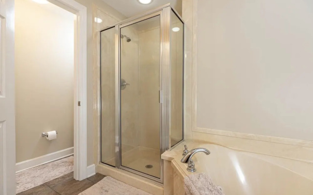 Phoenix Ix 1106 2 Bedroom Condo