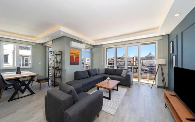 Flat with Walking Distance to Beach in Antalya