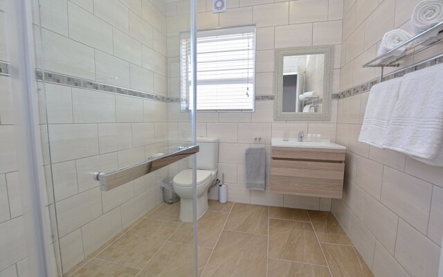 The Blue Sapphire Guesthouse