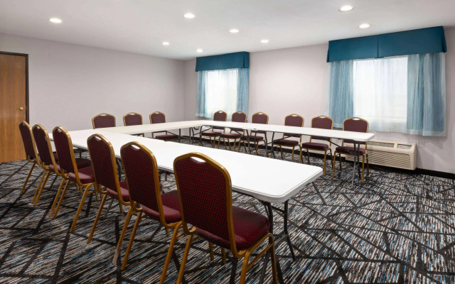 Baymont by Wyndham Warrenton