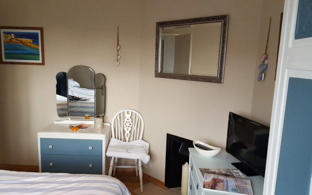 B&B By The Sea