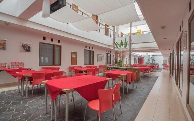 The Cherry Homes Hotel and Residence