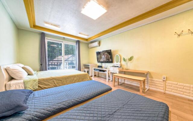 Gangneung Gadunji Pension