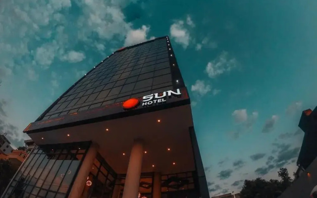 Sun Hotel