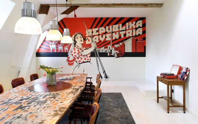 Отель Bird Deventer