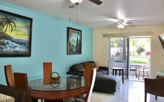 Costa Bonita Apartments