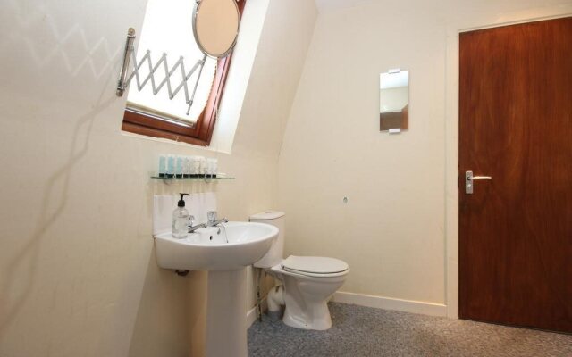 Keeru's Guest House