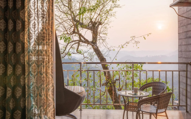 The Panoramic Getaway
