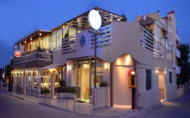 Planos Beach Hotel