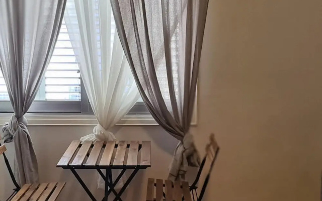 19 LCA - Stay Antique Apartment