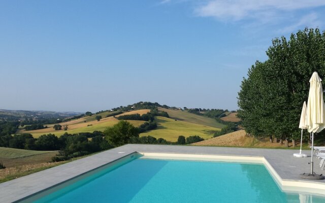 Family Villa, Pool and Country Side Views, Italy