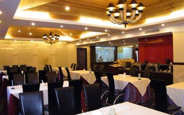 Отель Beijing Jinlong Hotspring