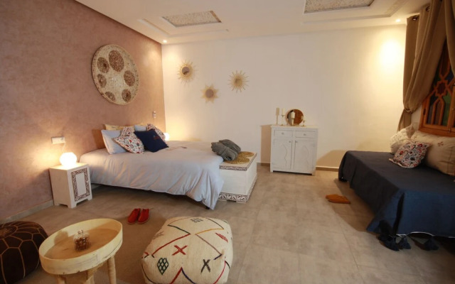 Riad Miel et une Nuit