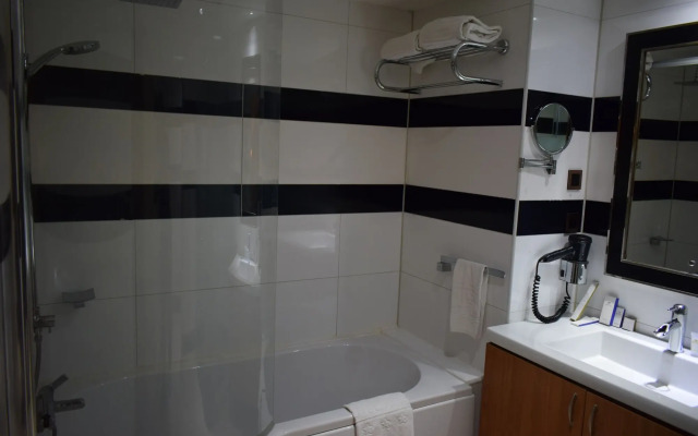Grand Pela Hotels & Suites